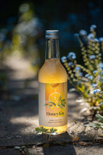 Load image into Gallery viewer, HoneyTea Honey &amp; Lemon Iced Green Tea Bottles x6
